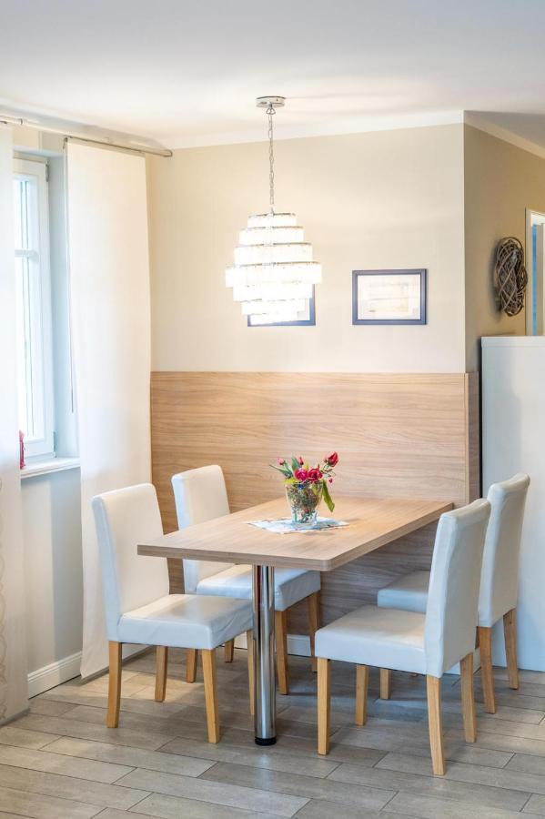 Ferienwohnung Strandgut - Kavelweg 9 - Zingst Buitenkant foto